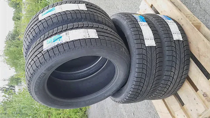 Зимние нешипуемые шины липучка Michelin Latitude X-Ice 2 235/55 R19 101H